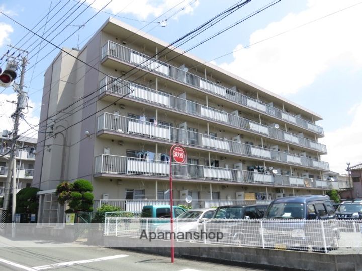 諏訪ハイツの外観