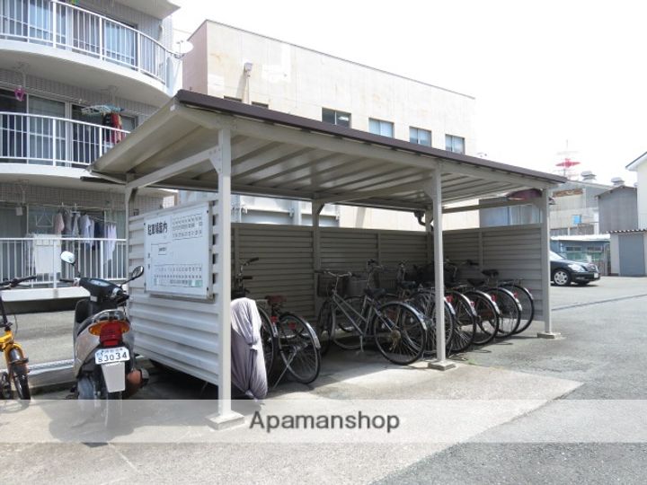 諏訪ハイツの外観