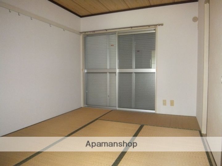 フレグランス北門の居間