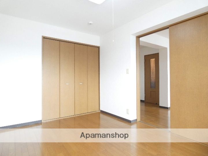 アヴェニュー大門の内装