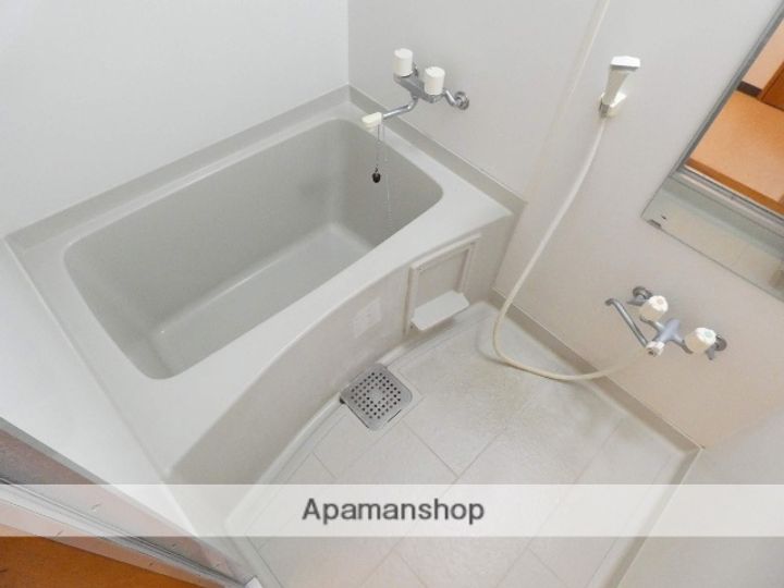 アヴェニュー大門の風呂