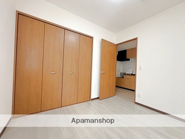 ヴェルデフォーユーⅢの内装