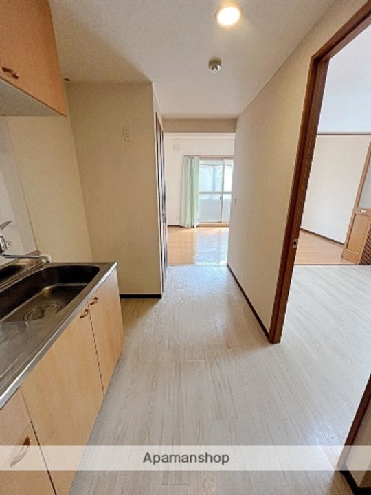 ヴェルデフォーユーⅢの内装