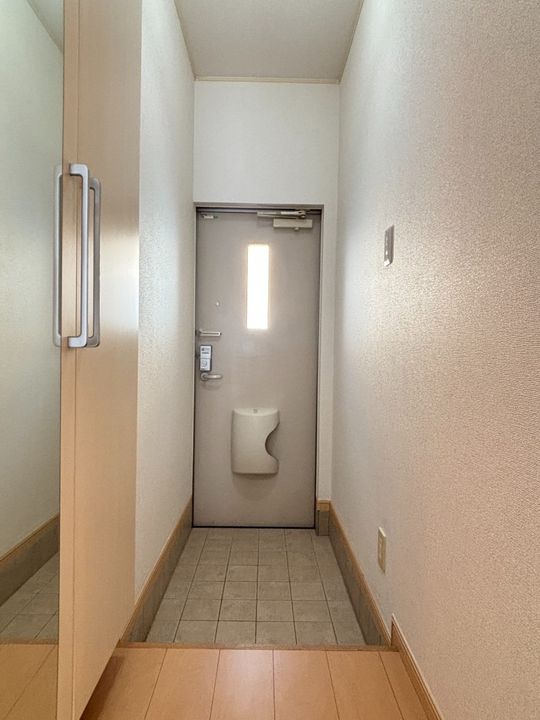 グリーン アイズの玄関