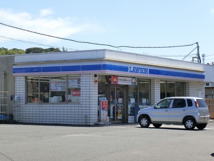 ファイン・Sの周辺