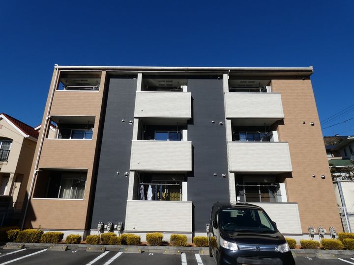 サニー・ダンの外観