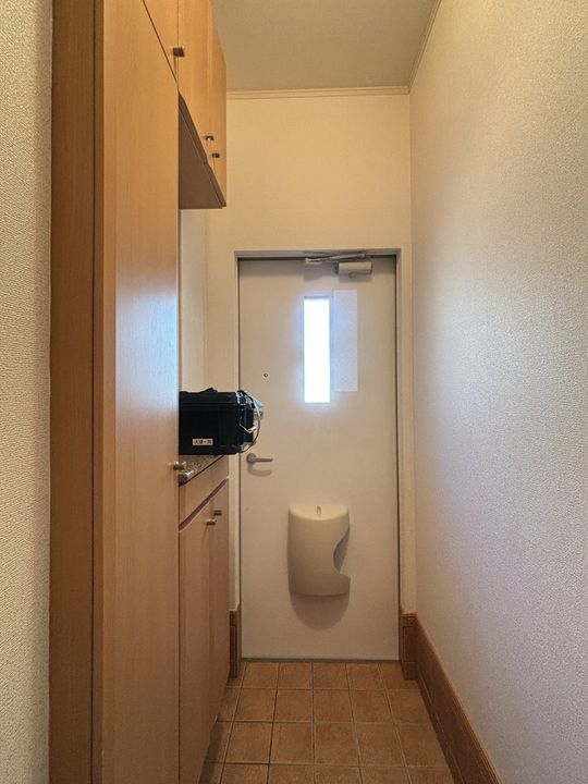 メゾン・カルムの玄関