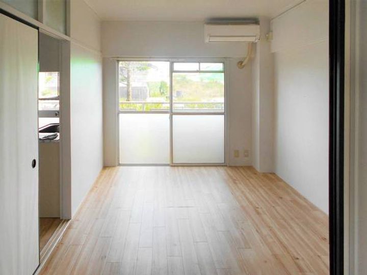 ビレッジハウス大東Ⅱ1号棟0305の居間