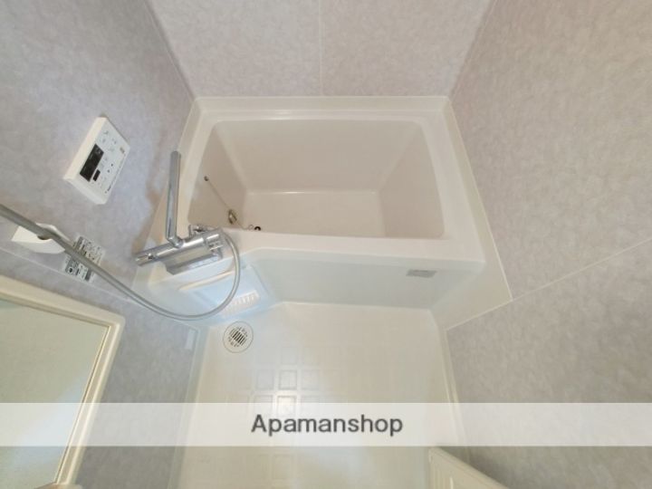 ひまわりBの内装