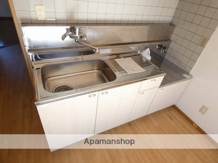 ルミエールKのキッチン