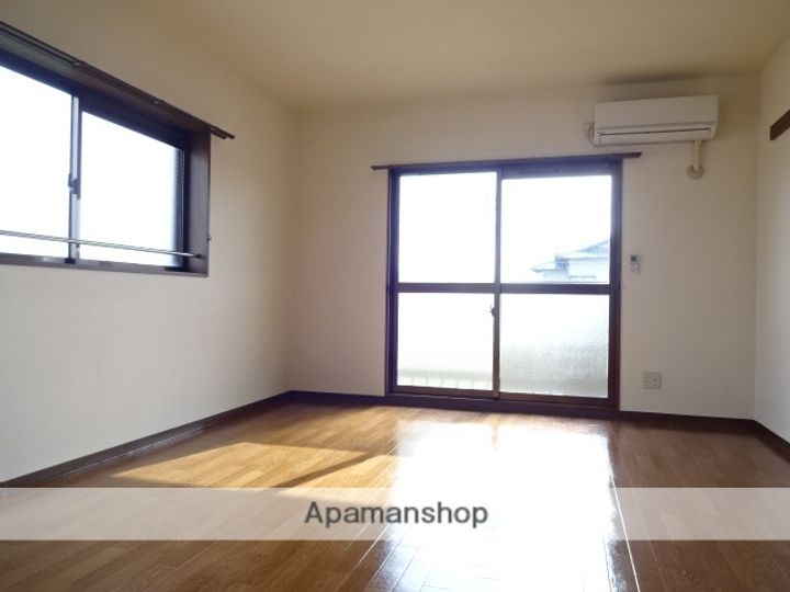 クラストピアの内装