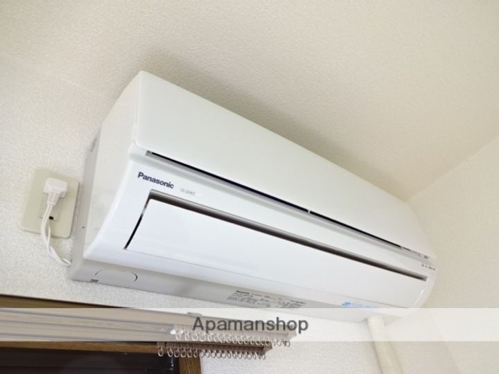 クラストピアの内装