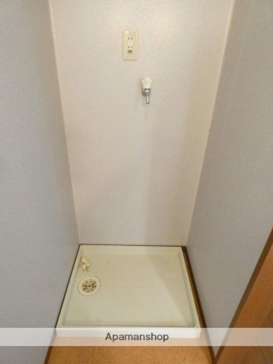 リビングタウン明ヶ島Bの内装