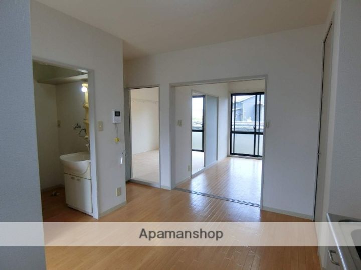 ガーデンハウスCの内装