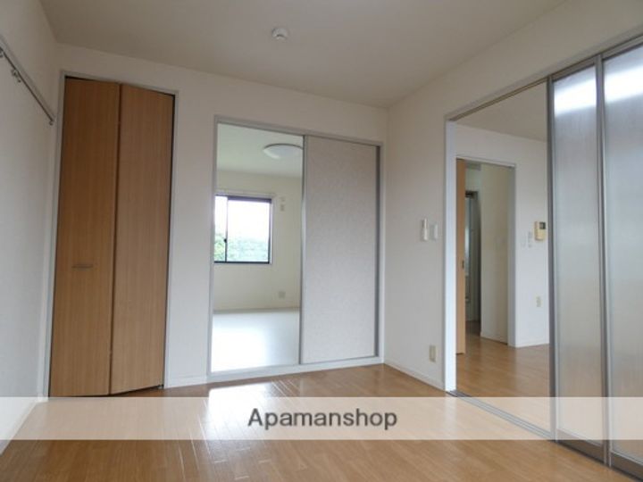 プラネット・テンAの内装