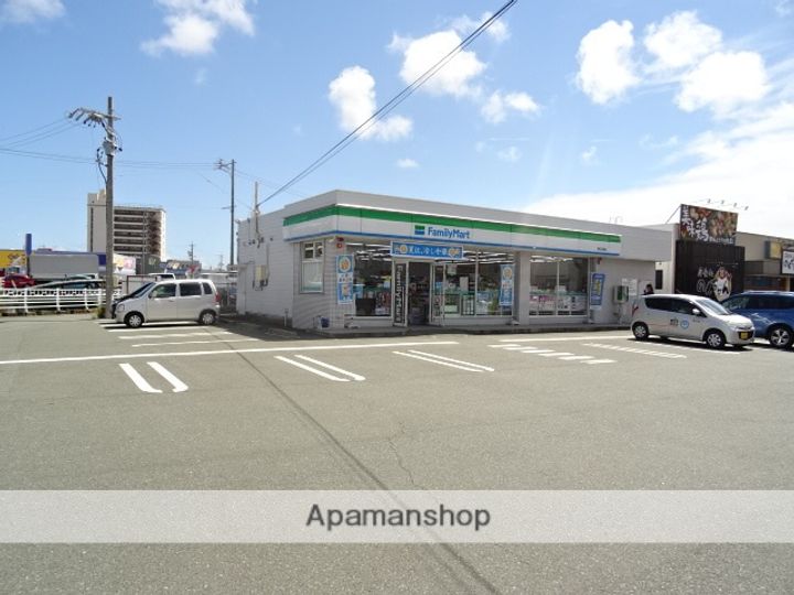 J・ROADの周辺