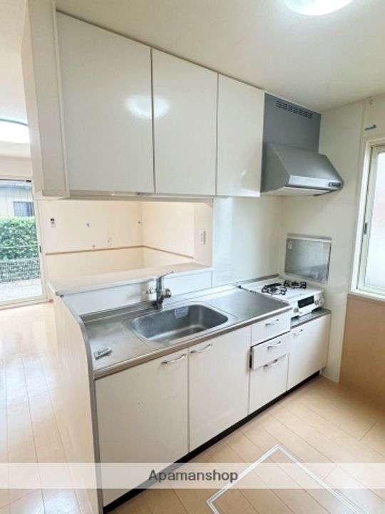 リビングタウンヴェルードBのキッチン