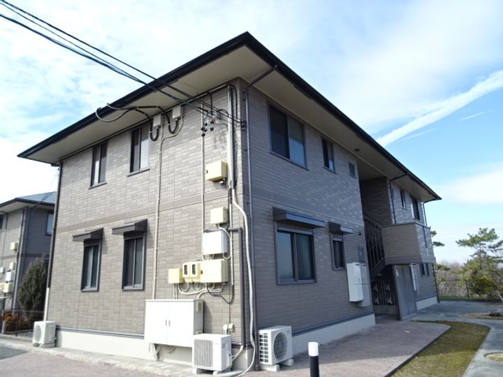 リビングタウン佐鳴Aの外観