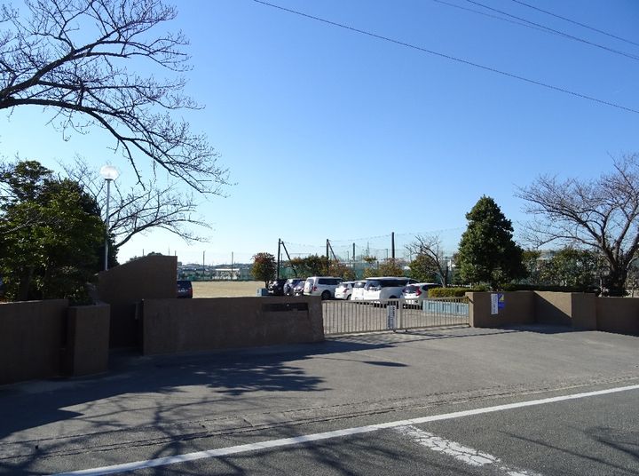 リビングタウン佐鳴Aの周辺