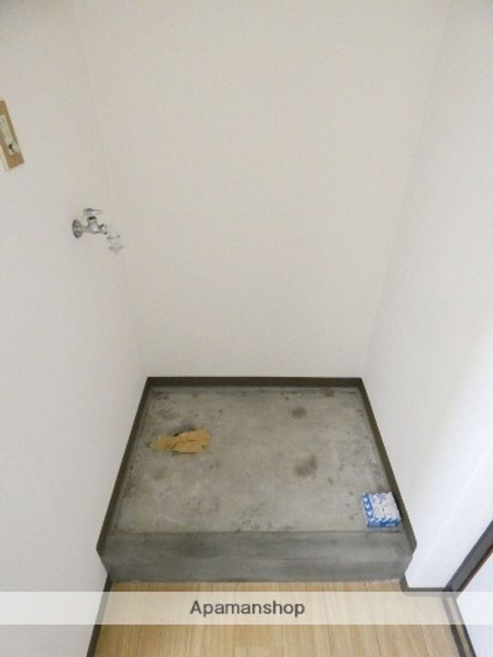 栄マンションの内装