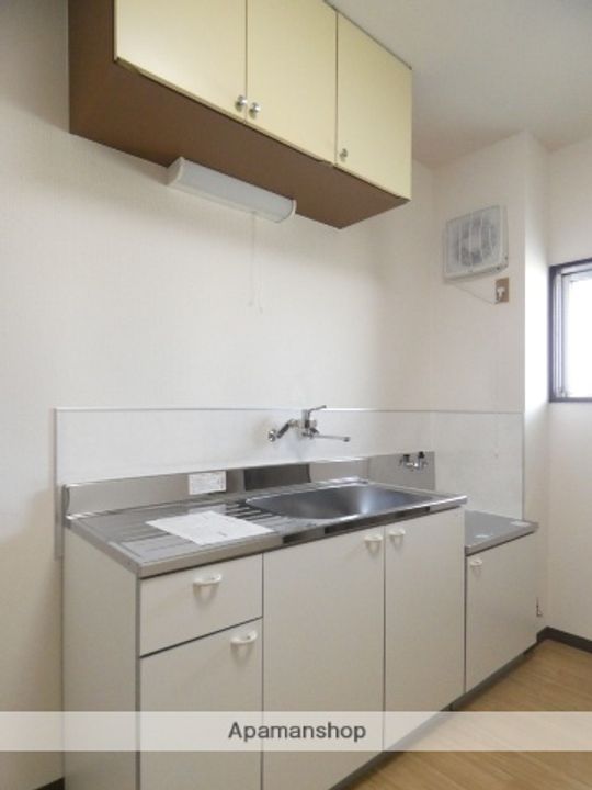 栄マンションのキッチン