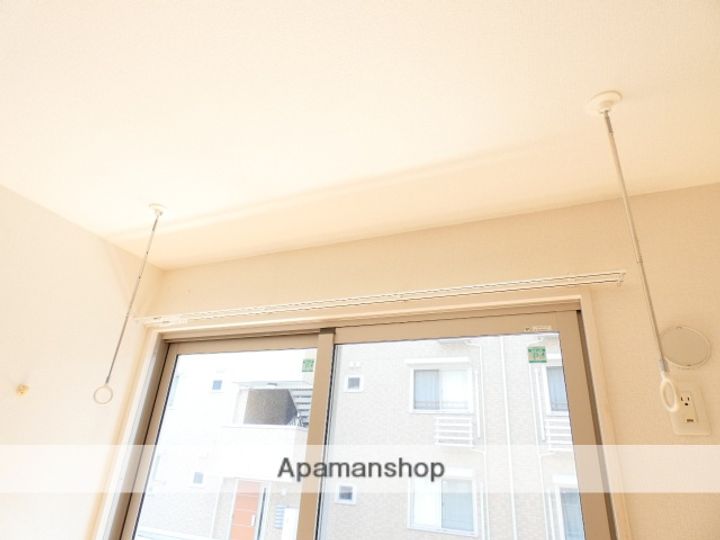 ロイヤルガーデン染地台Aの内装