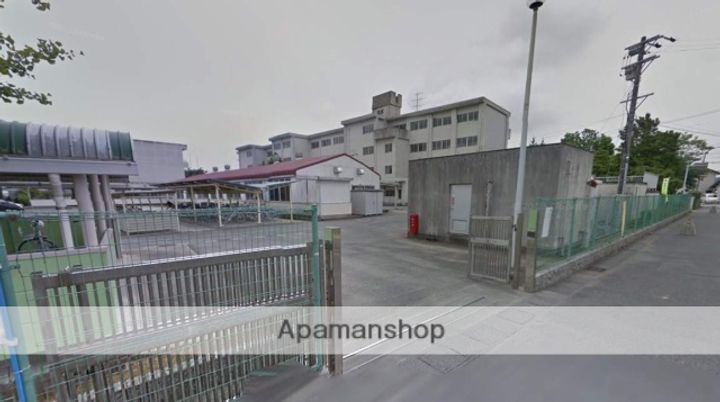 セジュールクレストの周辺