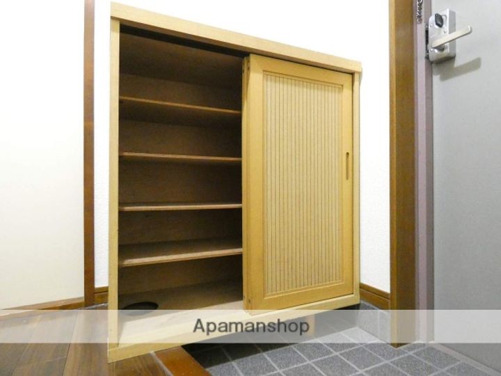 ウィンディホクエンⅠの内装