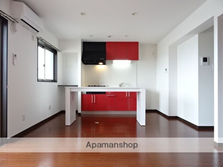 グランシャトーⅢ301の居間