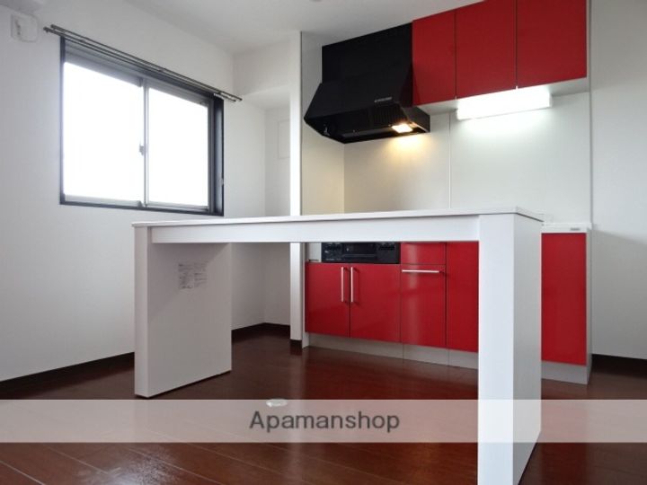 グランシャトーⅢ301のキッチン