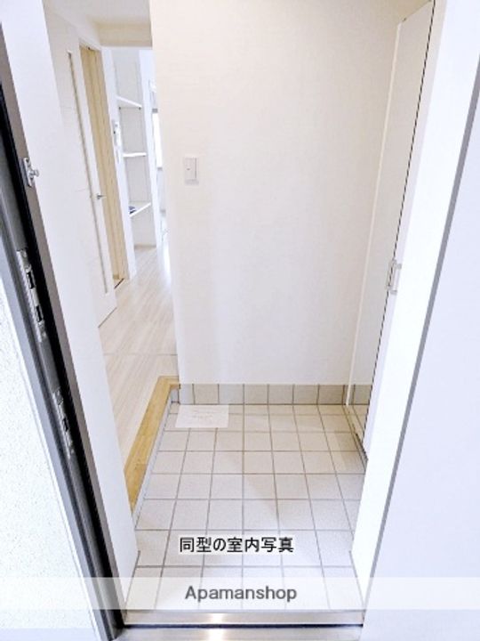 フロイデミーツ半田山の玄関