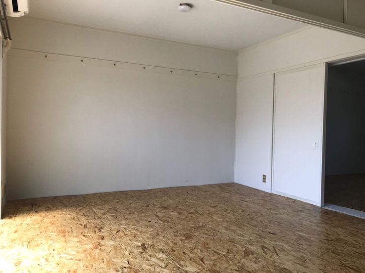 クレスト池新田の居間