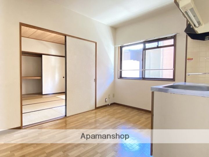 シャルメの内装