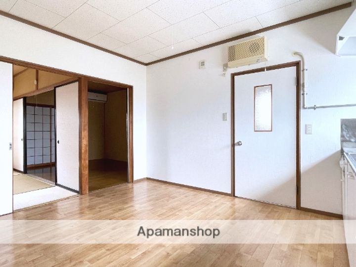 葵東1丁目アパート北の内装