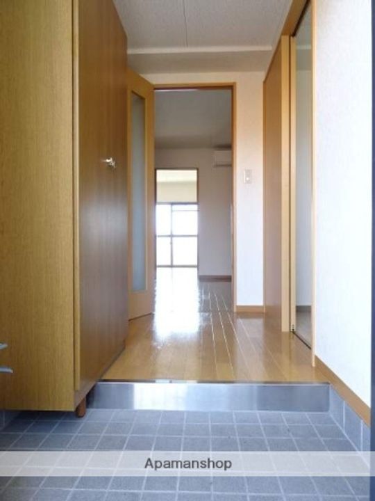 プレジール・メゾンの玄関