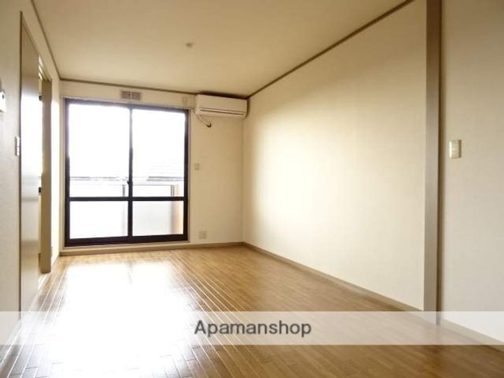 エスポワール久米Aの居間