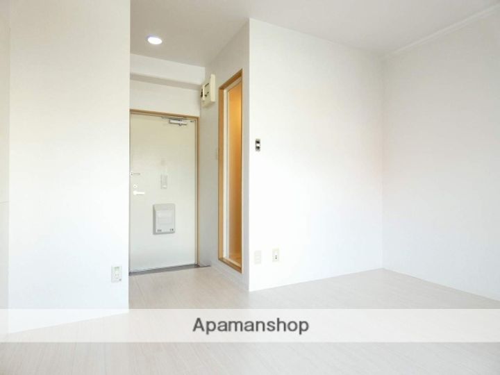 ESPOIR板屋の内装