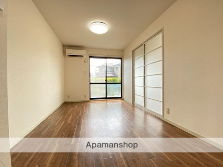 グランシャリオⅣの内装