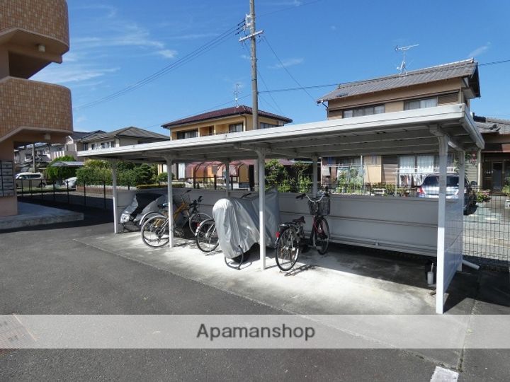 ラピスグランの外観