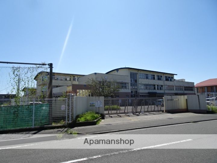 ラピスグランの周辺