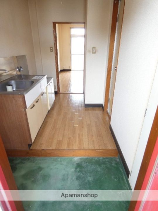 大一コーポの玄関