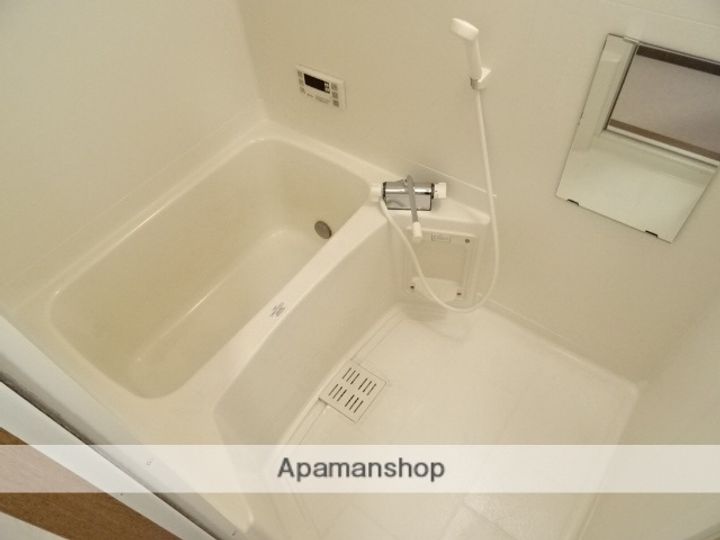 オネストワンCの風呂