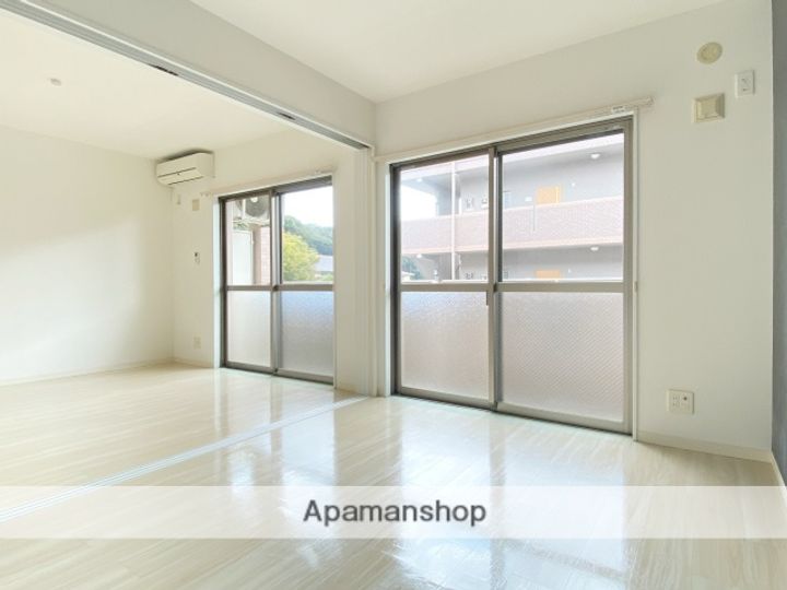 ソレアードの内装