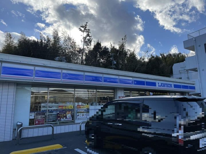 ソレアードの周辺