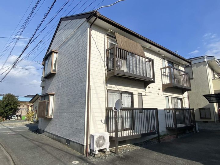 メゾン曳馬Aの外観