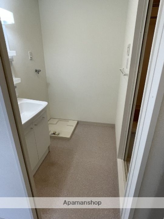 ザ クレスト元浜の内装