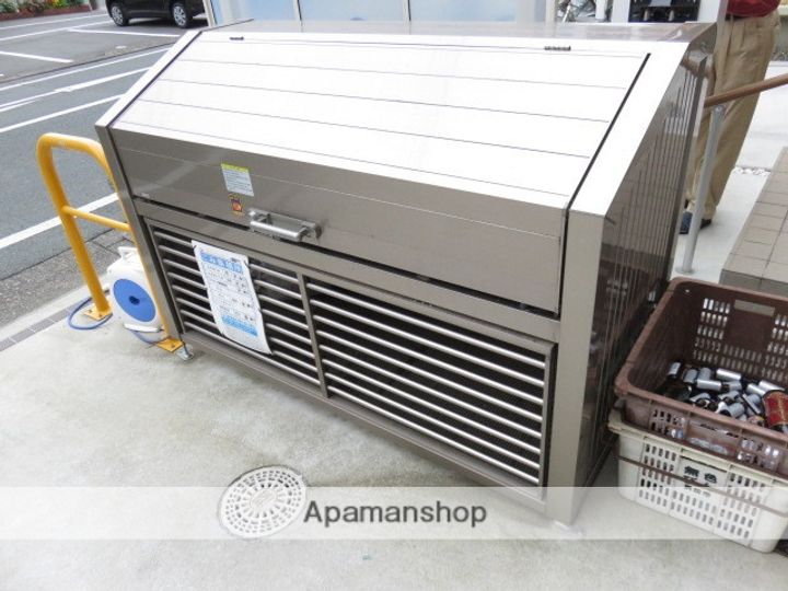 ザ クレスト元浜の外観