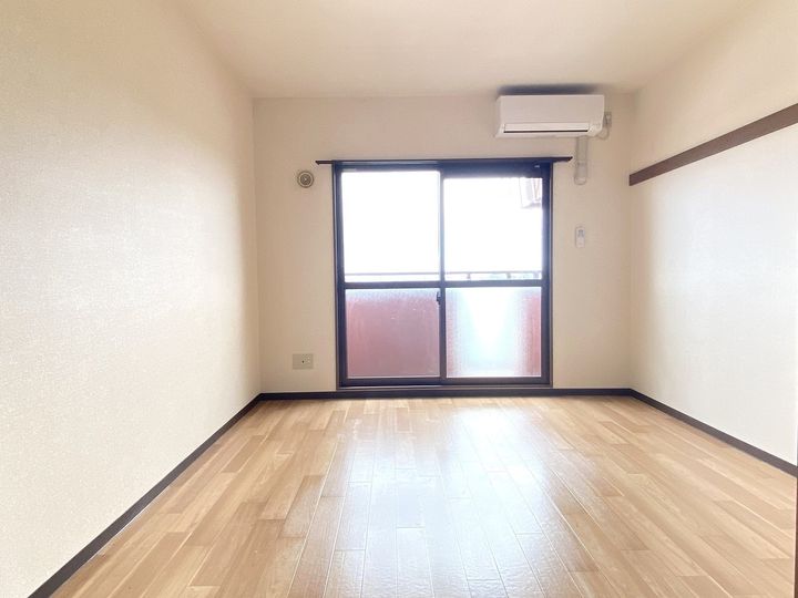 ドミールの居間