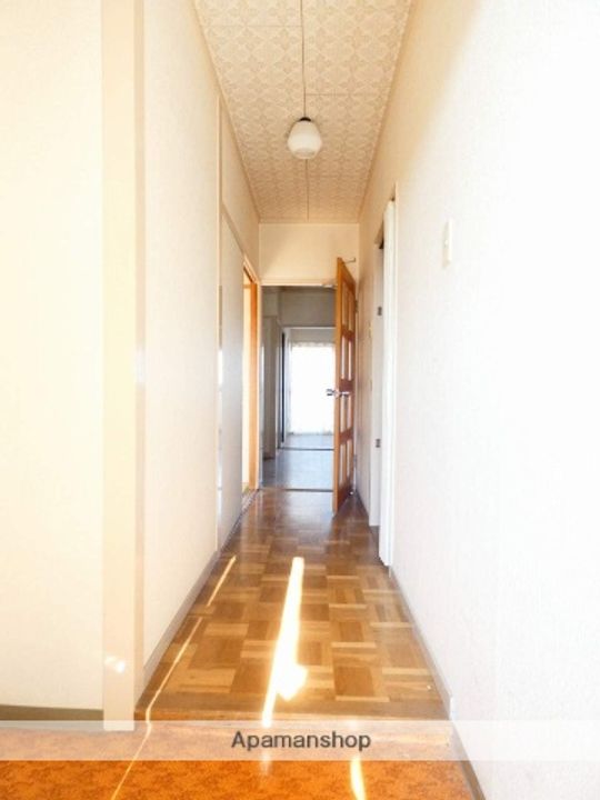 メゾンドパルファの玄関