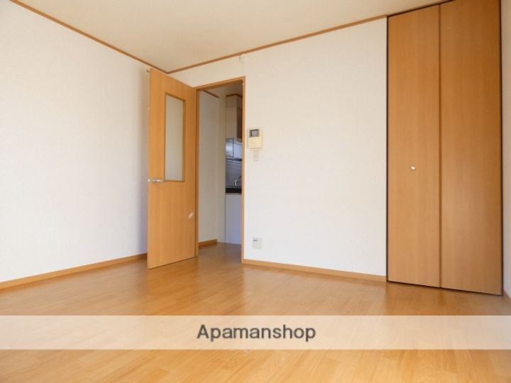 フレアコートの内装